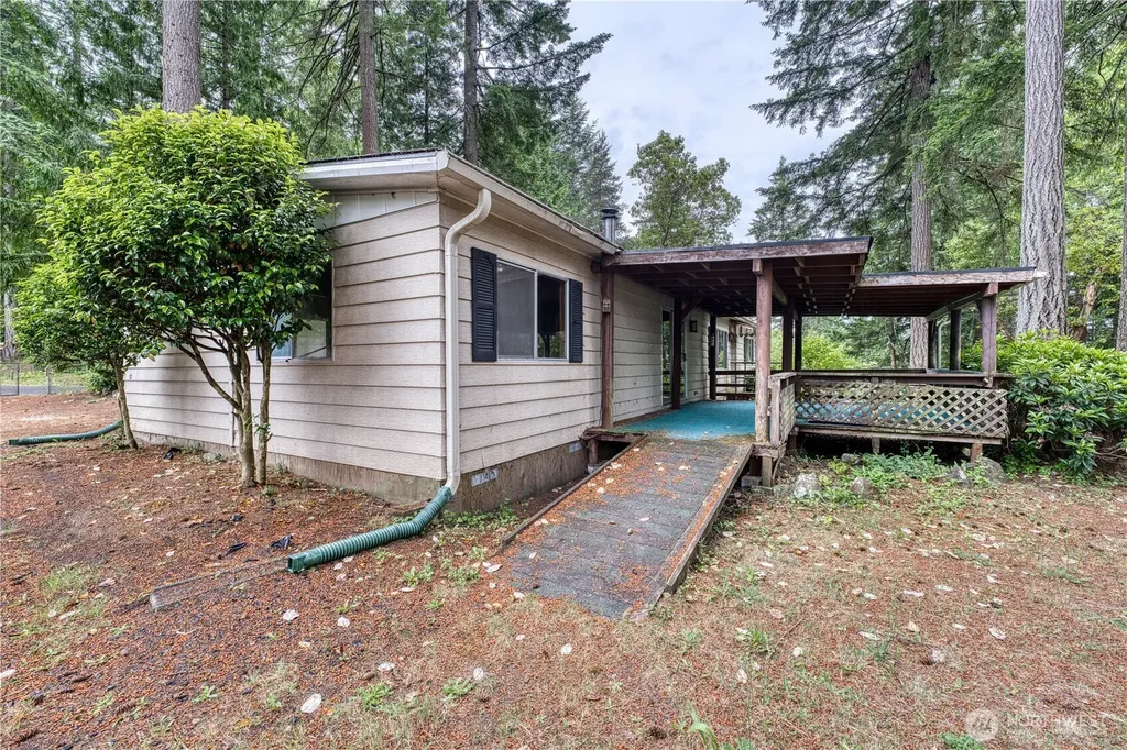270 NE Saber Drive Belfair WA 98528