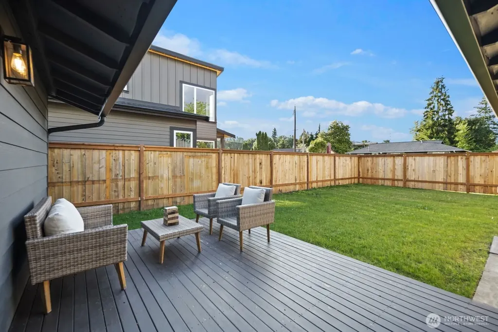 15703 117th Avenue SE Renton WA 98058