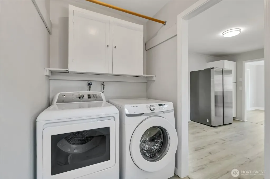 137 Wayne Avenue Pacific WA 98047