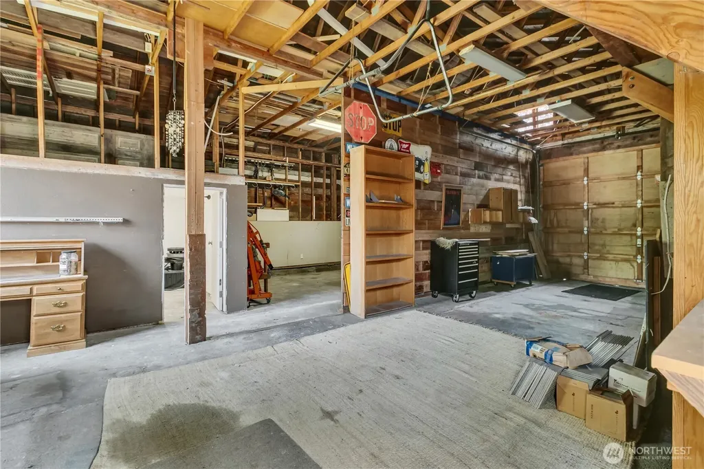 137 Wayne Avenue Pacific WA 98047