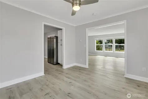 137 Wayne Avenue Pacific WA 98047