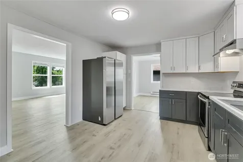 137 Wayne Avenue Pacific WA 98047