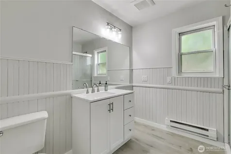 137 Wayne Avenue Pacific WA 98047
