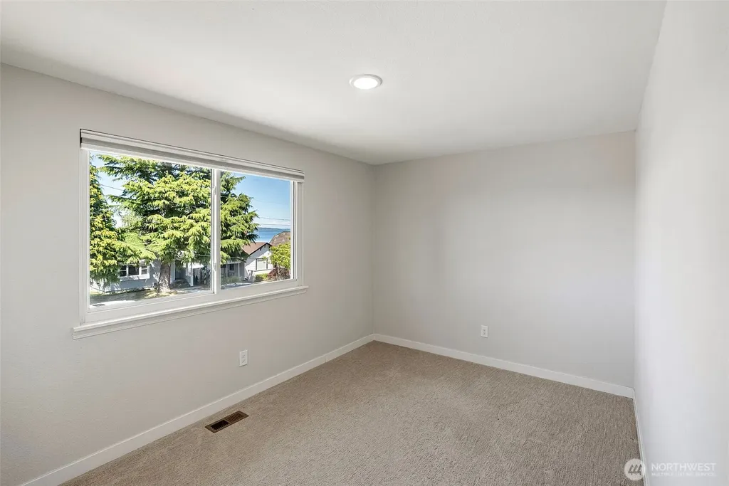 5320 N Ruby Street Tacoma WA 98407