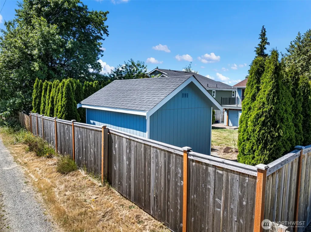 5320 N Ruby Street Tacoma WA 98407