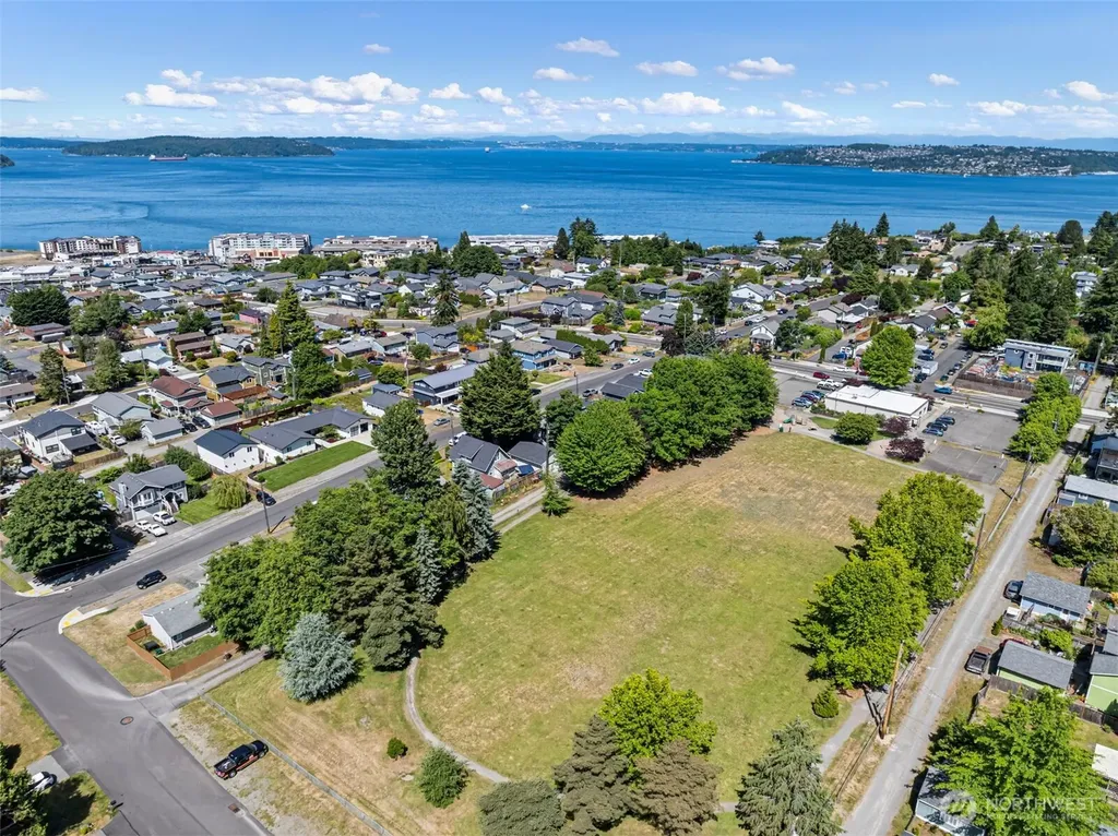 5320 N Ruby Street Tacoma WA 98407