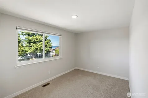 5320 N Ruby Street Tacoma WA 98407
