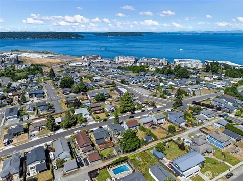 5320 N Ruby Street Tacoma WA 98407