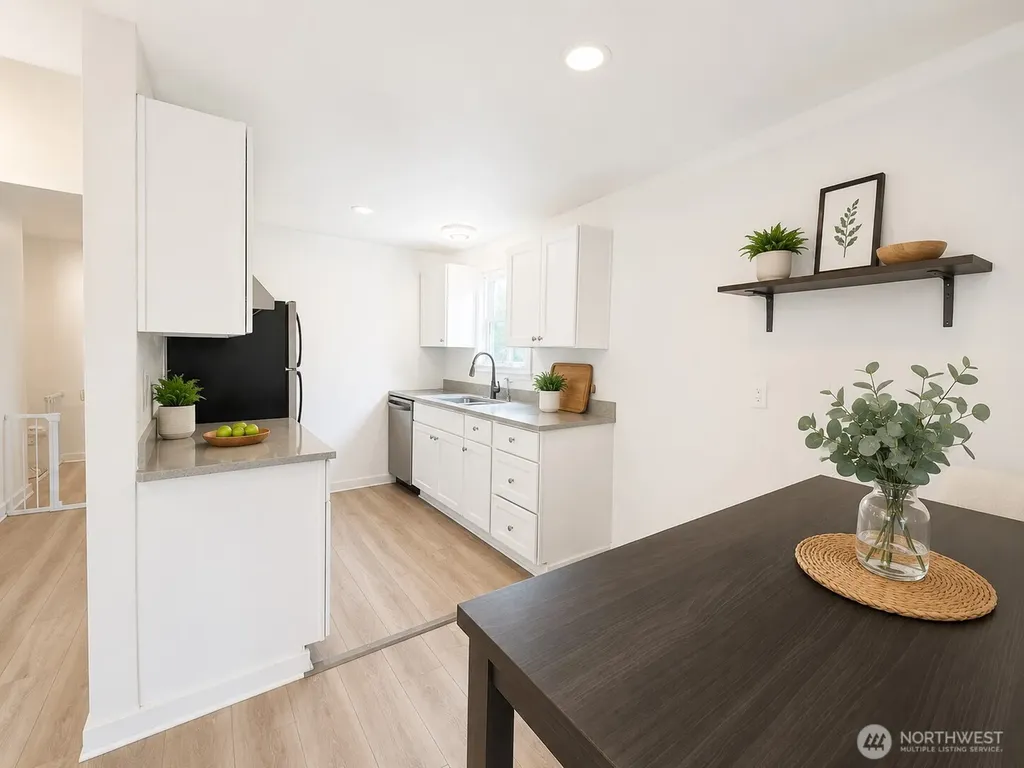 1852 Central Place S Kent WA 98030