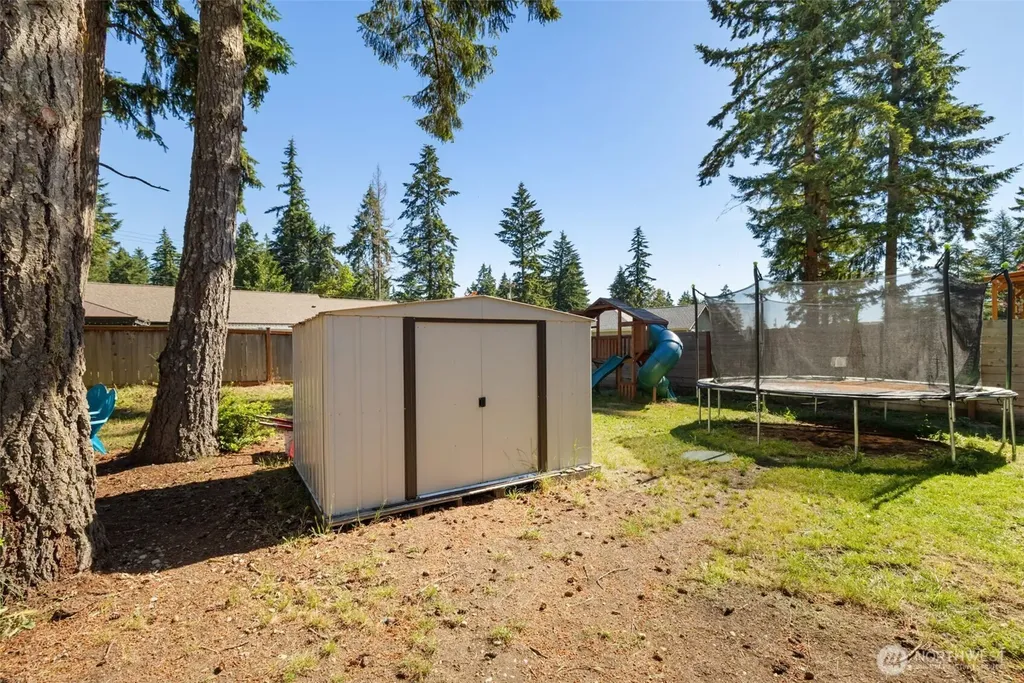 19613 25th Street Ct SW Lakebay WA 98349