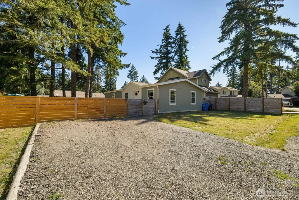 19613 25th Street Ct SW Lakebay WA 98349