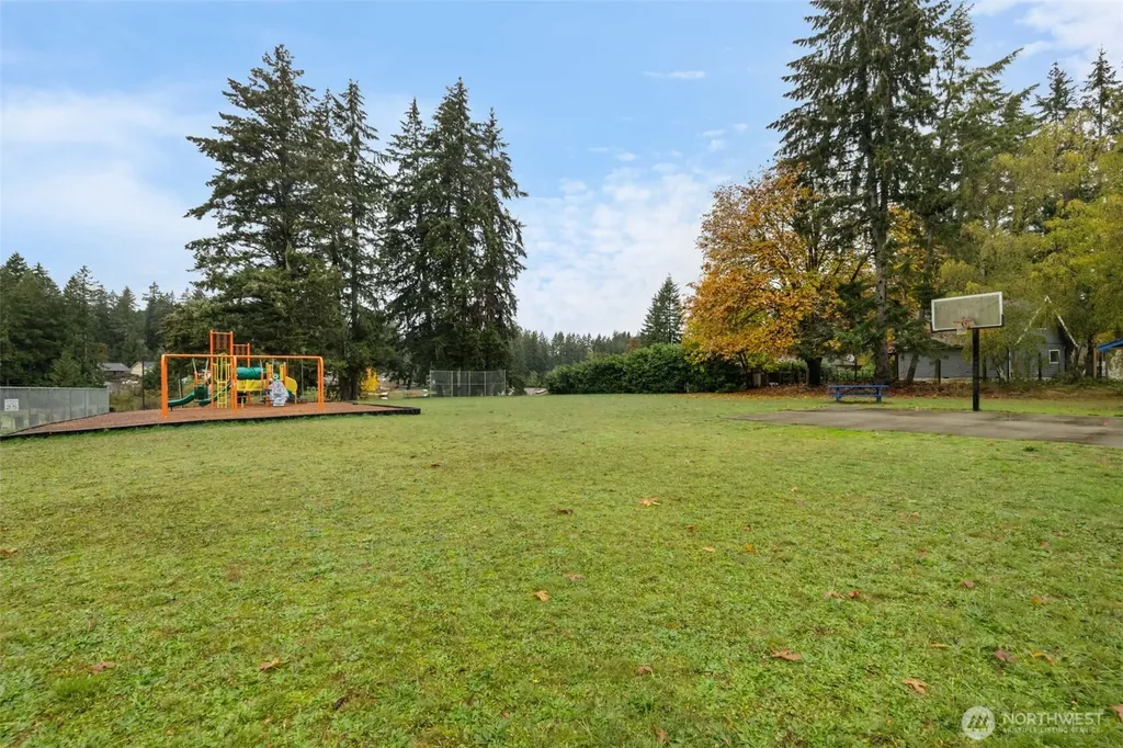 19613 25th Street Ct SW Lakebay WA 98349
