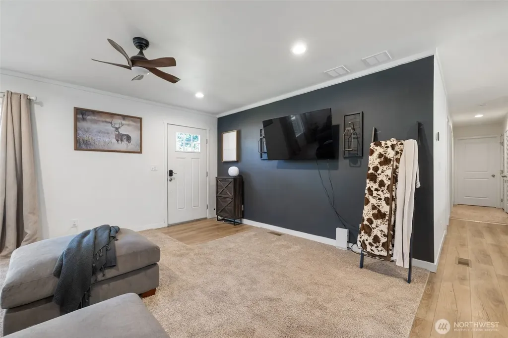 19613 25th Street Ct SW Lakebay WA 98349