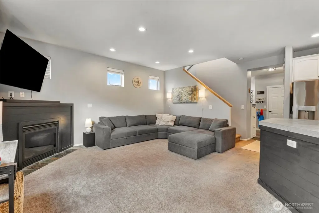 19019 96th Avenue Ct E Puyallup WA 98375
