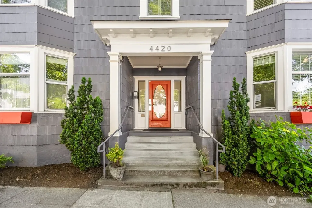 4420 Dayton Avenue N Seattle WA 98103