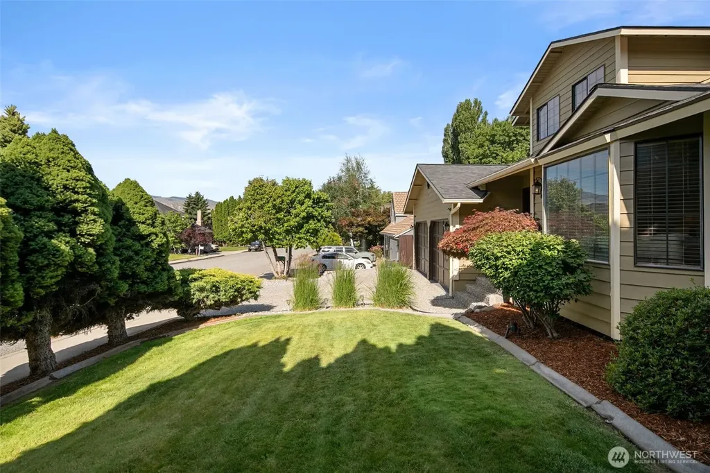 813 NE 12th Street East Wenatchee WA 98802