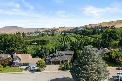 813 NE 12th Street East Wenatchee WA 98802