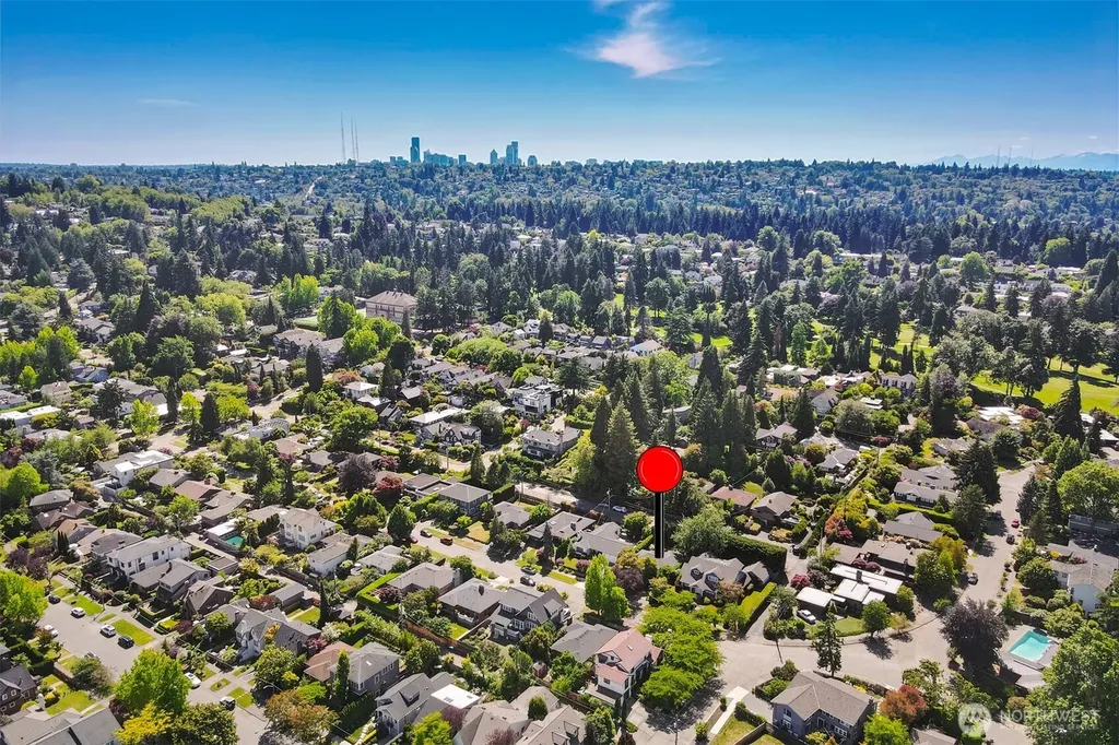 1871 40th Avenue E Seattle WA 98112