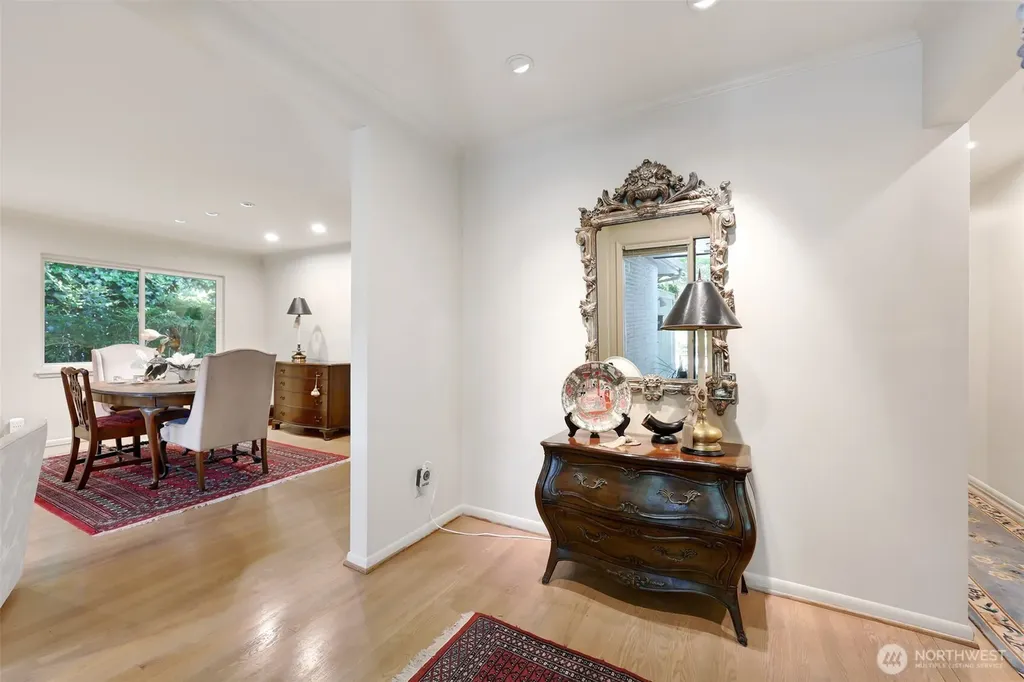 1871 40th Avenue E Seattle WA 98112