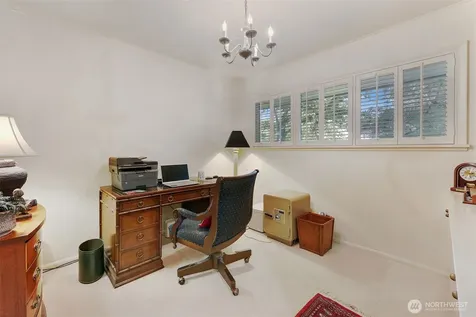 1871 40th Avenue E Seattle WA 98112