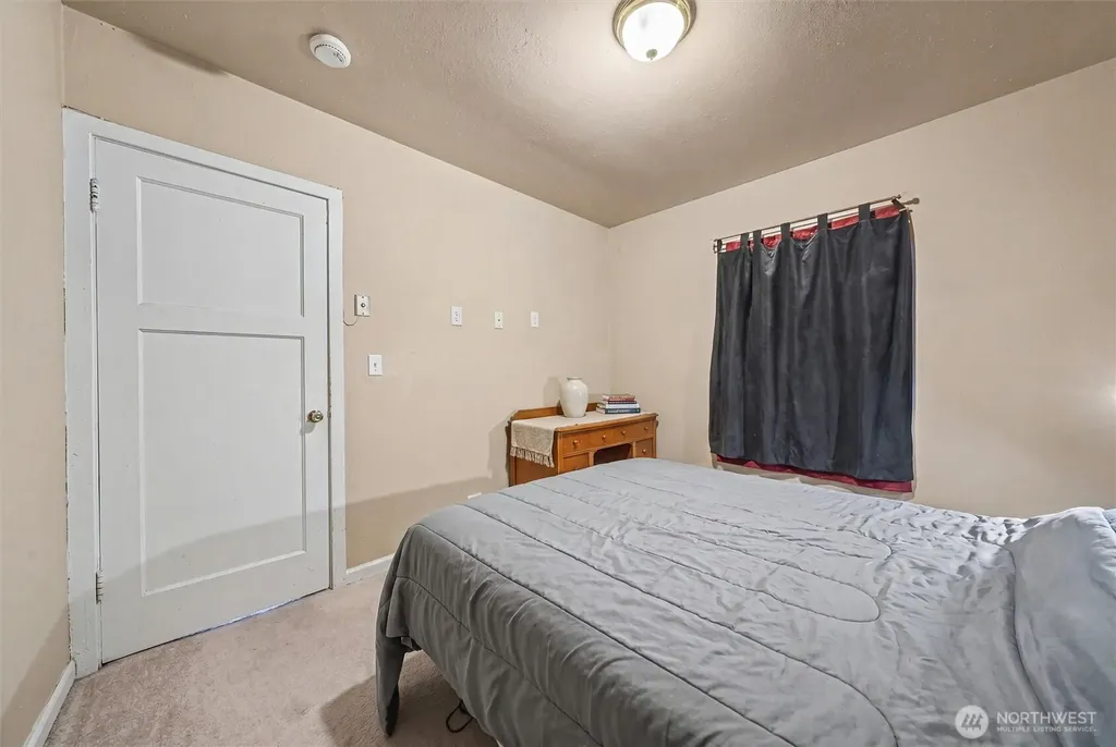 204 E Street SW Ephrata WA 98823