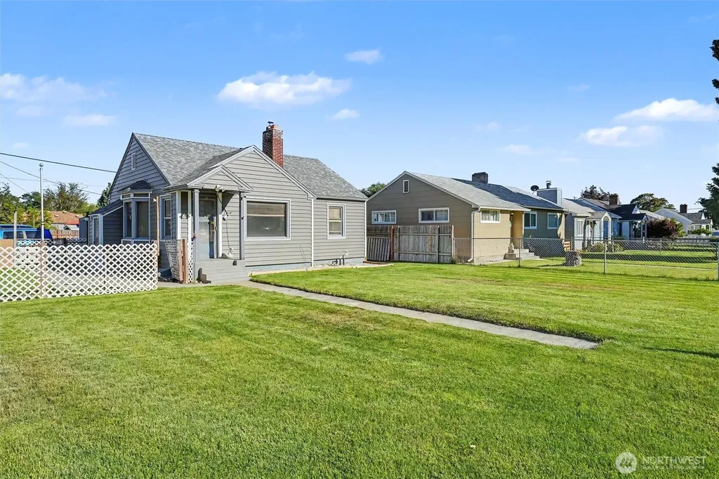 204 E Street SW Ephrata WA 98823