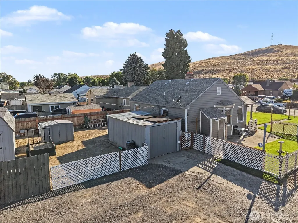 204 E Street SW Ephrata WA 98823