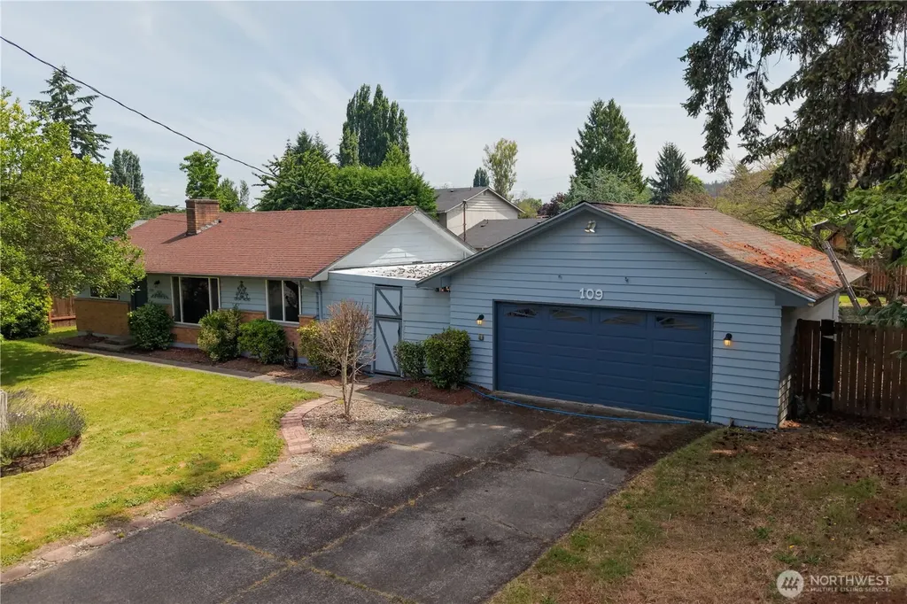109 Pacific Avenue S Pacific WA 98047