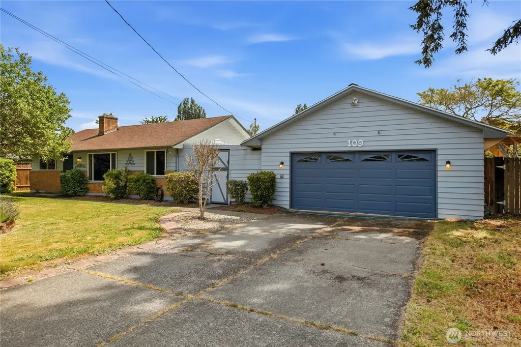 109 Pacific Avenue S Pacific WA 98047