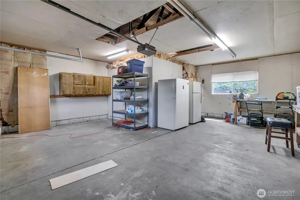 109 Pacific Avenue S Pacific WA 98047