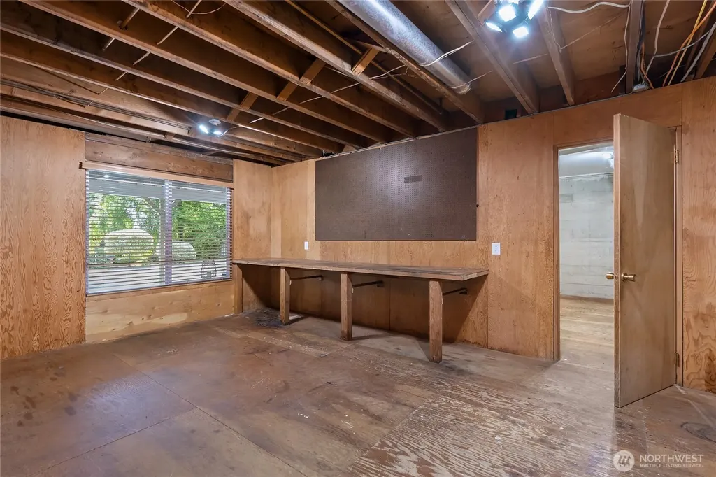 398 Ferncliff Avenue NE Bainbridge Island WA 98110
