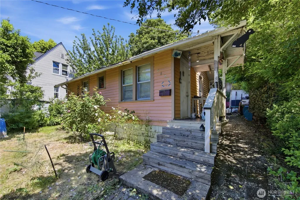 2820 29th Avenue S Seattle WA 98144