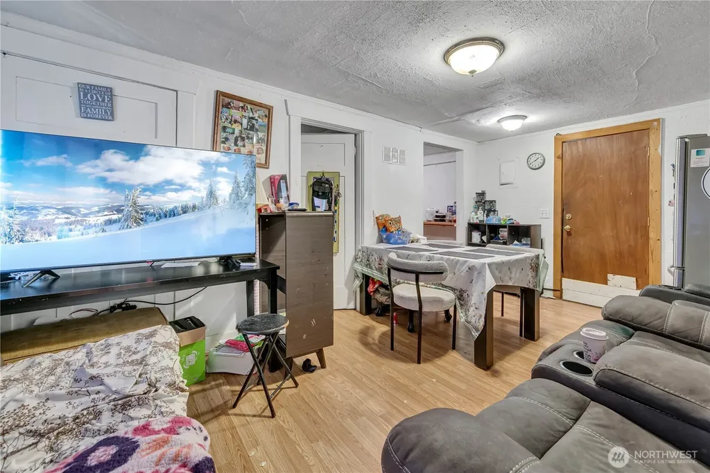 2820 29th Avenue S Seattle WA 98144