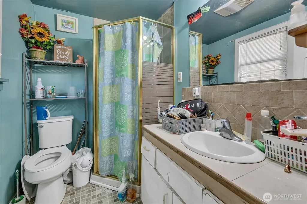 2820 29th Avenue S Seattle WA 98144