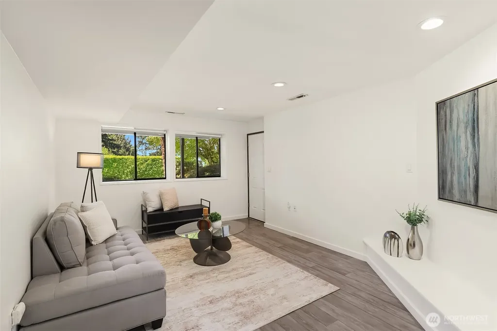 6206 114th Avenue NE Kirkland WA 98033