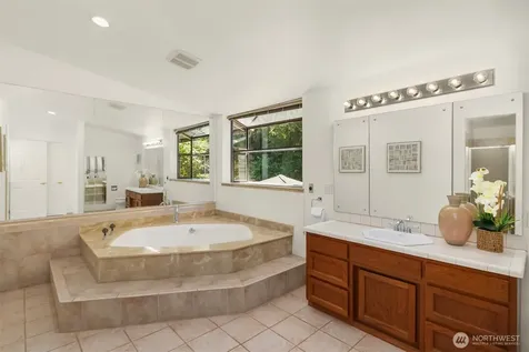6206 114th Avenue NE Kirkland WA 98033