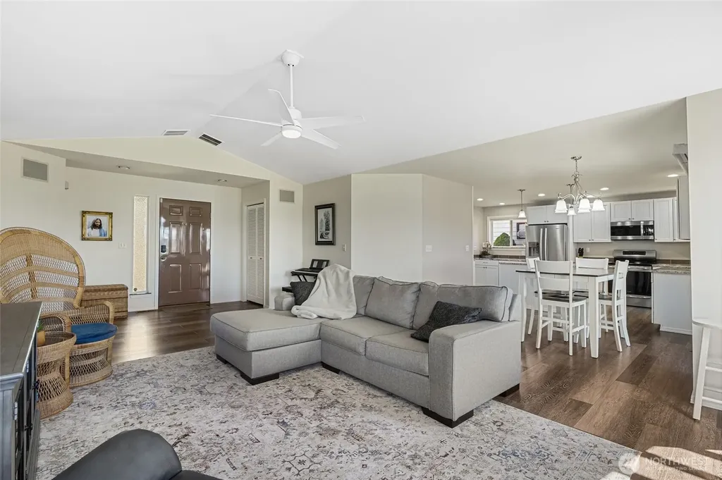 1202 S Eastlake Drive Moses Lake WA 98837