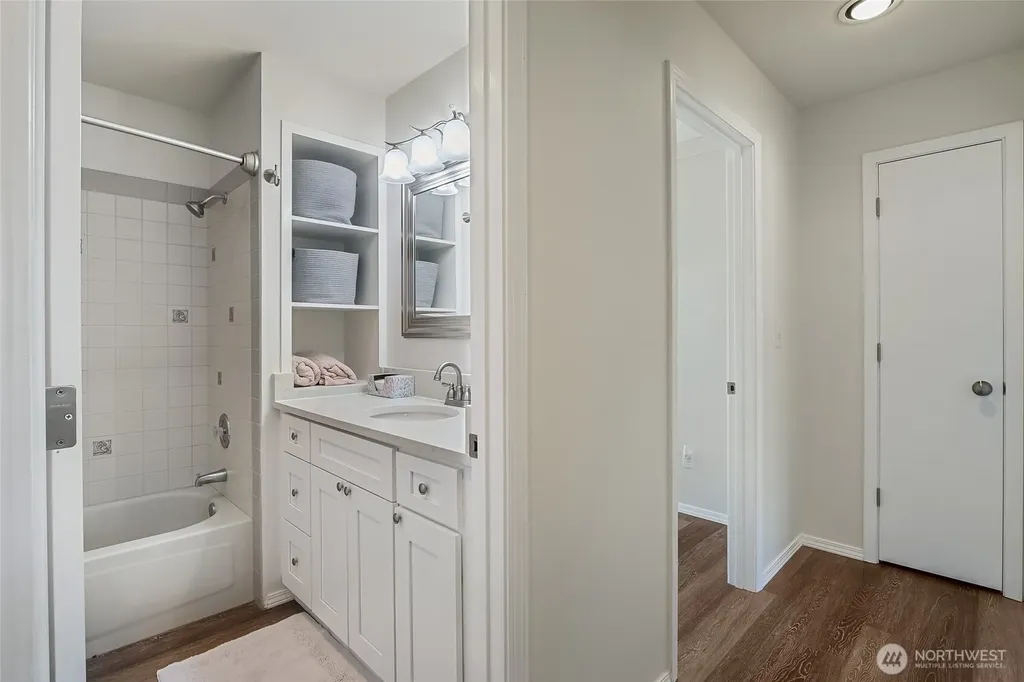 1202 S Eastlake Drive Moses Lake WA 98837