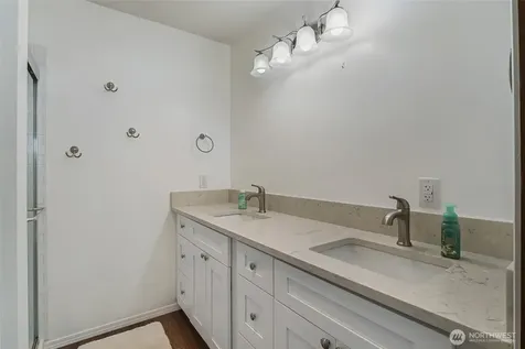 1202 S Eastlake Drive Moses Lake WA 98837