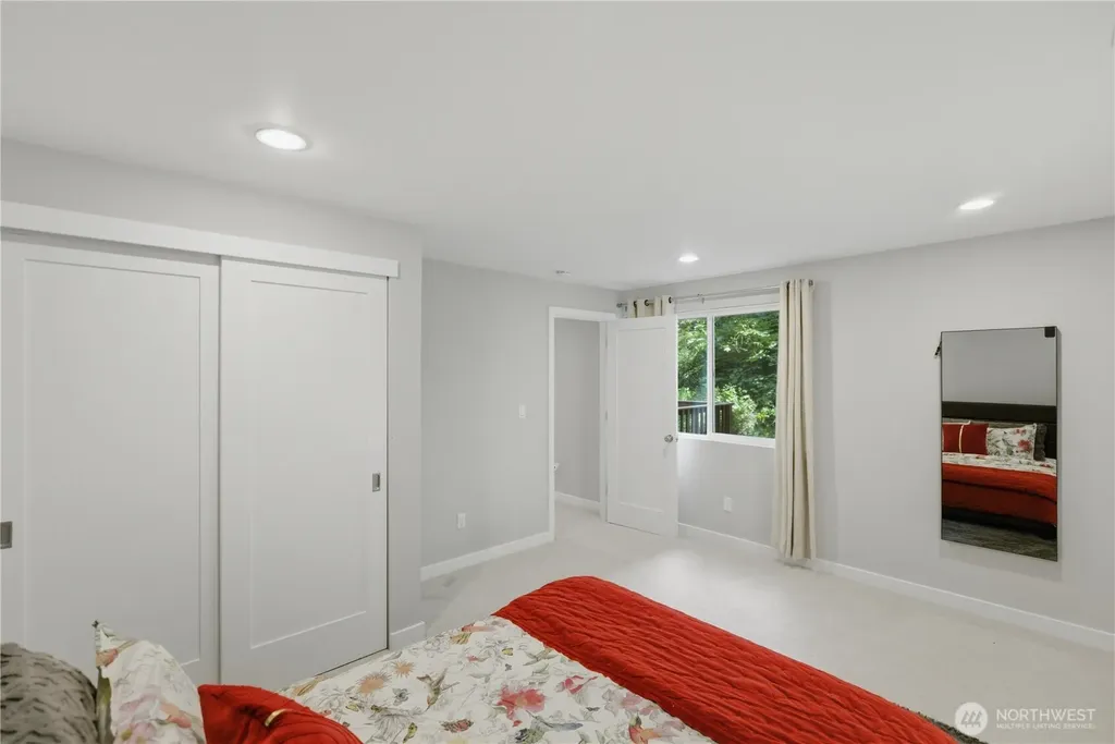 4807 E Mercer Way Mercer Island WA 98040
