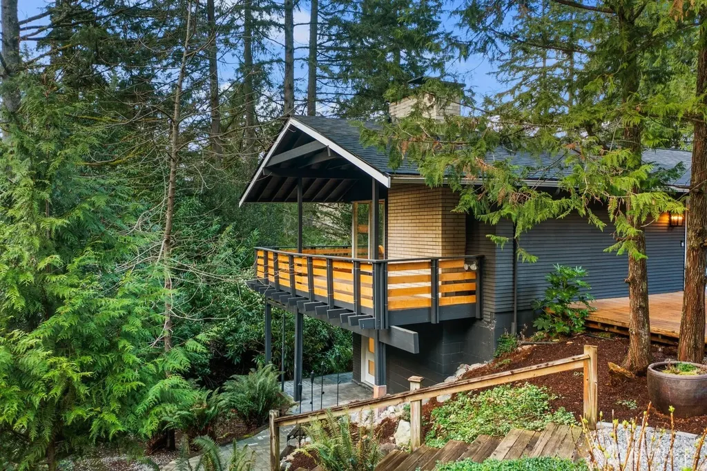 1520 Sycamore Drive SE Issaquah WA 98027
