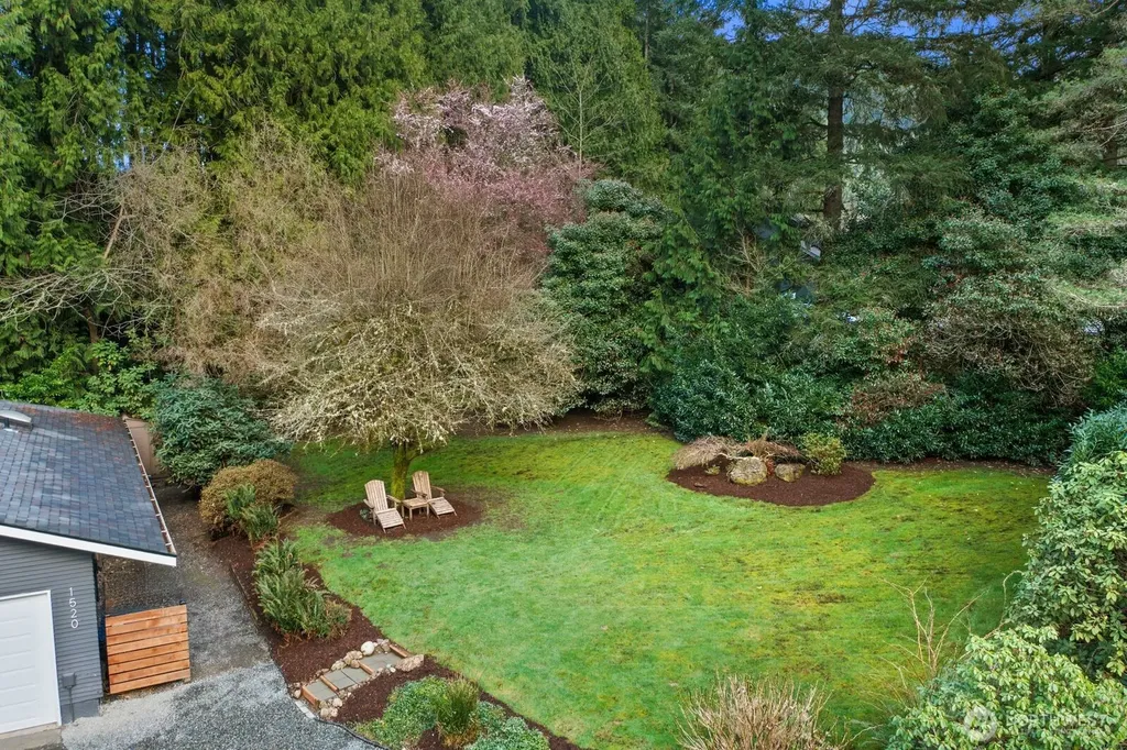1520 Sycamore Drive SE Issaquah WA 98027