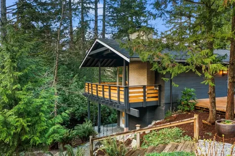 1520 Sycamore Drive SE Issaquah WA 98027