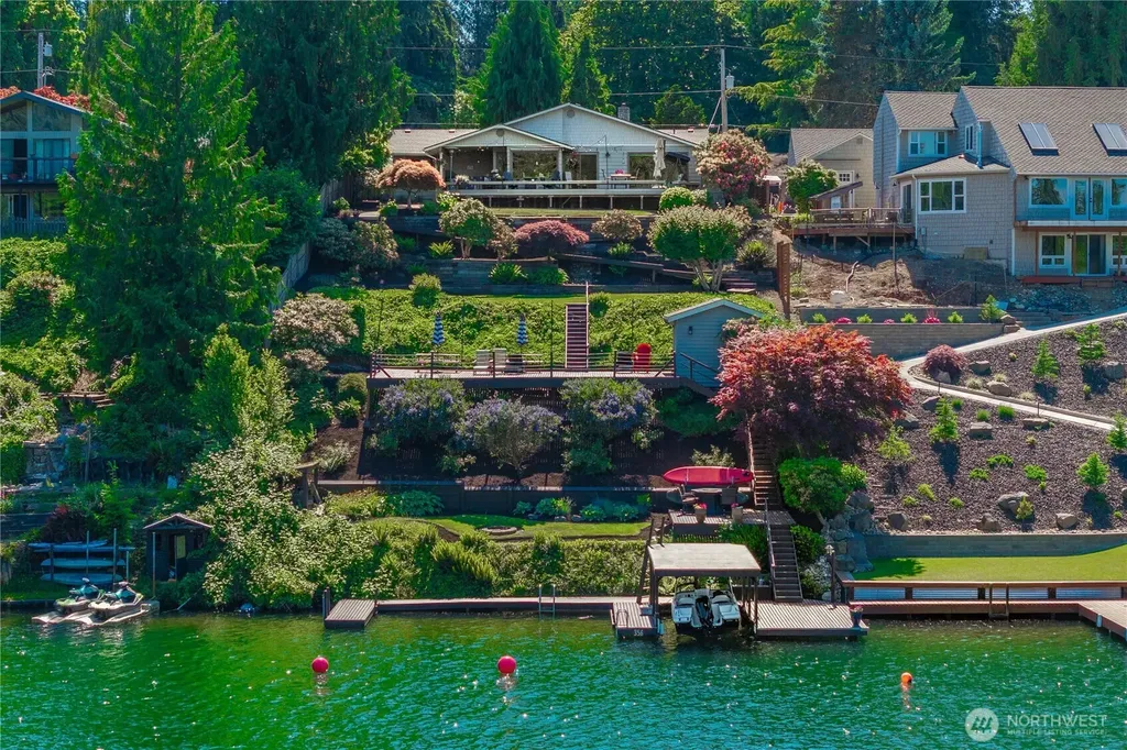 3605 Lakeridge Drive E Lake Tapps WA 98391