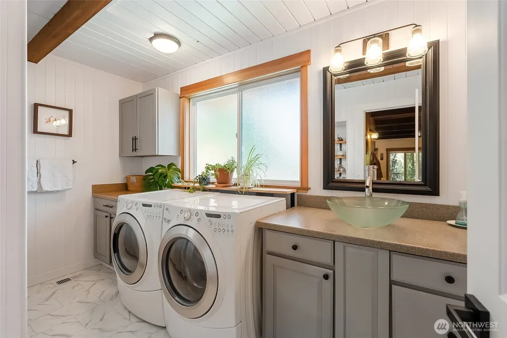 8243 Chilliwack Road Blaine WA 98230