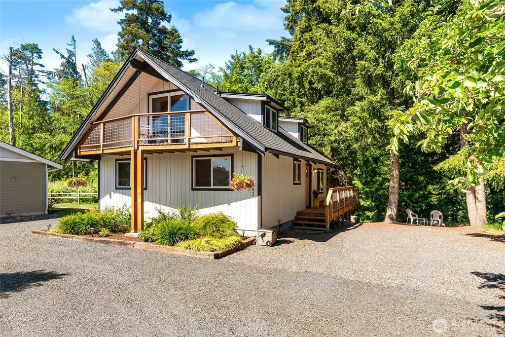 8243 Chilliwack Road Blaine WA 98230