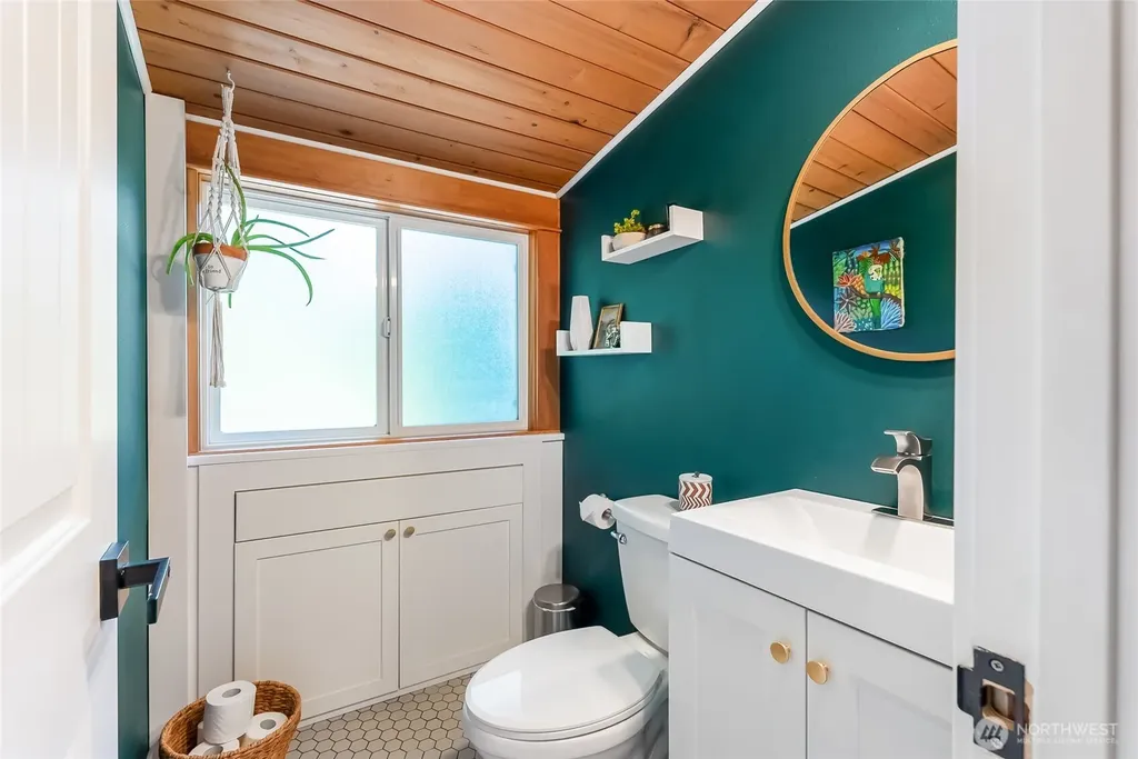 8243 Chilliwack Road Blaine WA 98230