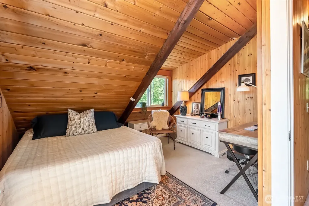 8243 Chilliwack Road Blaine WA 98230