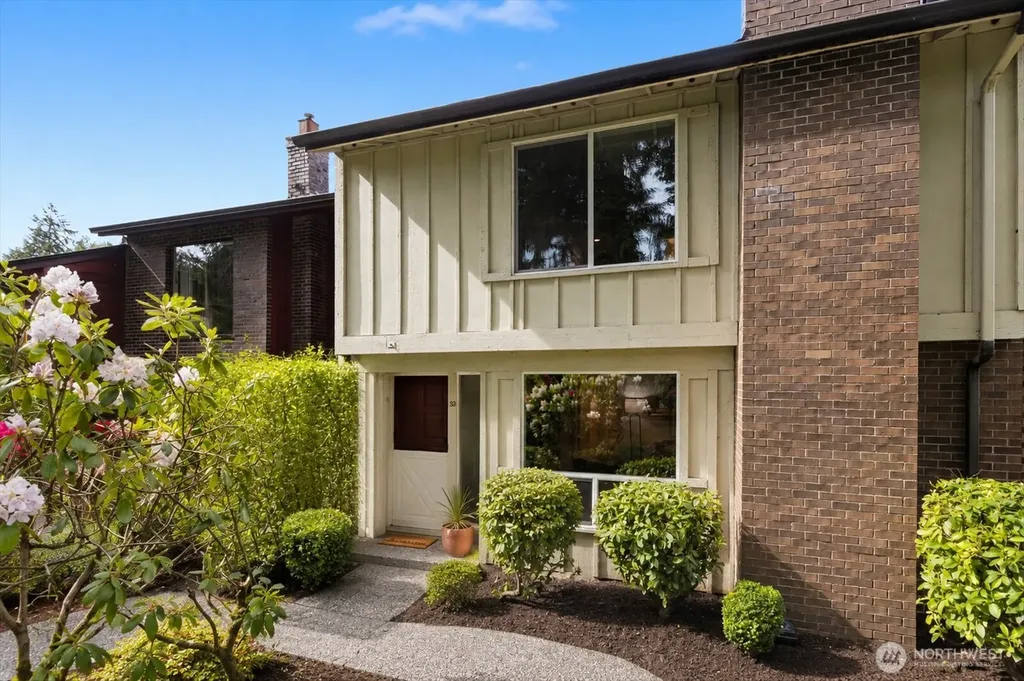 1035 156th Avenue NE Bellevue WA 98007