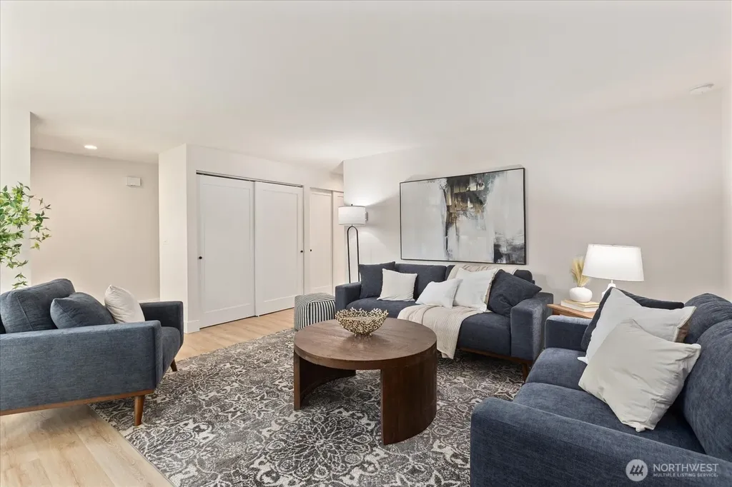 1035 156th Avenue NE Bellevue WA 98007